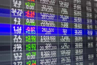 Asian shares extend rally, yen edges higher as BOJ holds steady