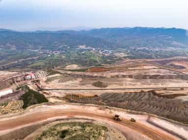 China's weak steel, strong iron ore imports shaped by prices: Russell